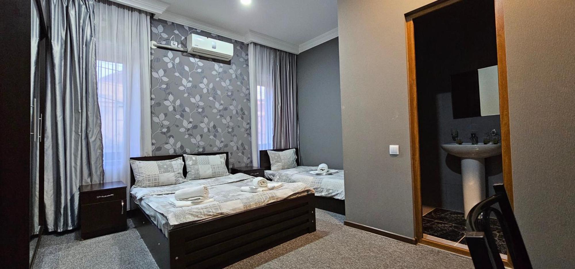 7 Rooms Tbilisi Ngoại thất bức ảnh